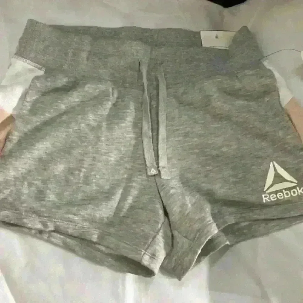 Reebox Gray and Pink Shorts szS - Picture 1 of 2